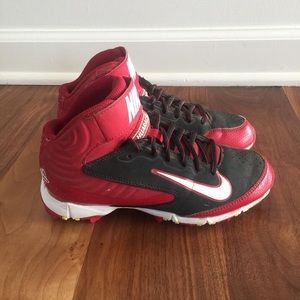 Boys Baseball/Football Cleats Nike Huarache 3.5